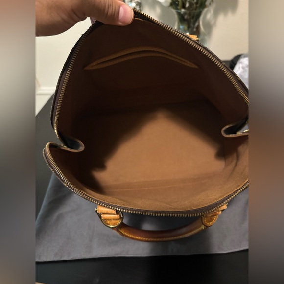 Louis Vuitton Alma Pm - Picture 4 of 7